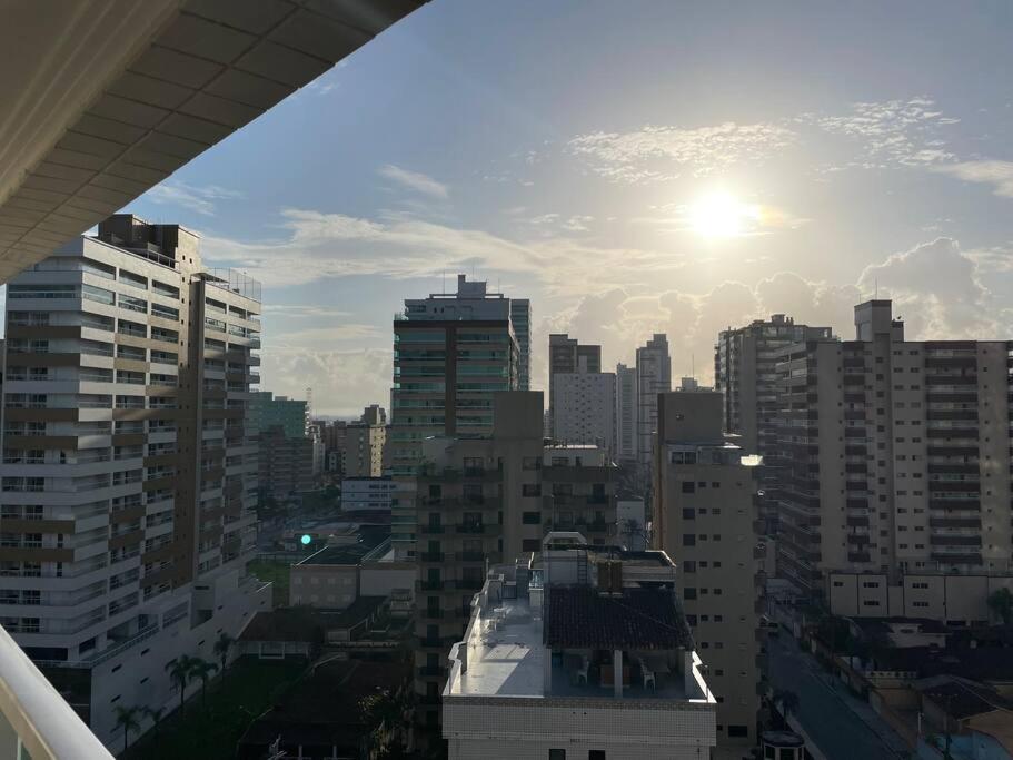 Com Suite+vaga+wi-fi Menos De 90 Mts Da Apartment
